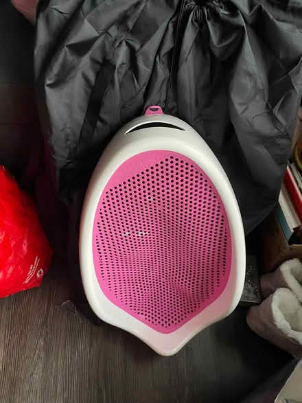 Photo of free Baby bath support (Thringstone LE67) #1