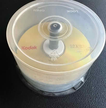Photo of free Blank CDs 700MB 80min (Twickenham TW2) #3