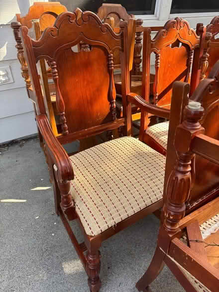 Photo of free Dining Chairs (Stony Point in Roseland) #1