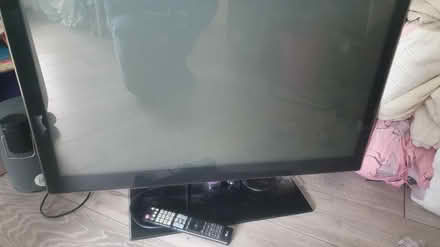 Photo of free LG plasma tv 37 inch (L35) #3