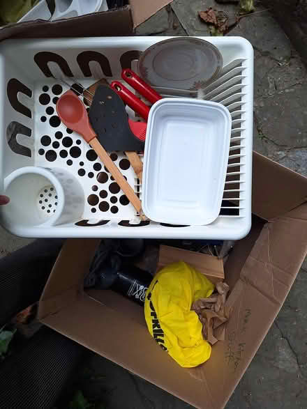 Photo of free Random kitchen items and take aways (Highpark north) #1