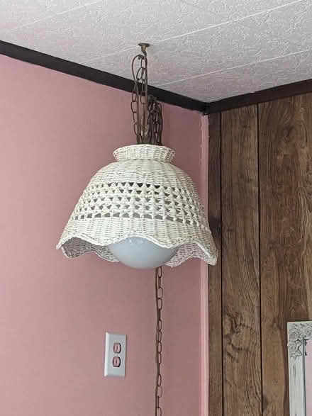Photo of free lamps (Belford, N.J.) #1