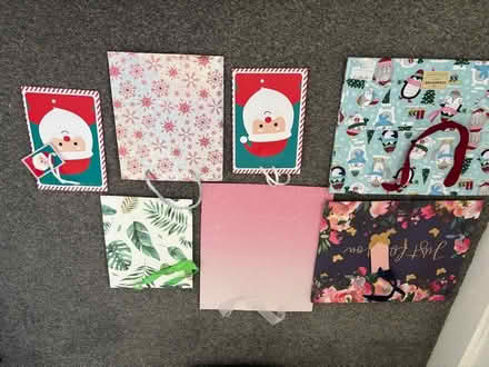 Photo of free Various size gift bags (Woodingdean BN2) #1