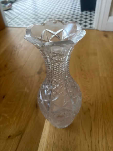Photo of free Vase (KT9 Chessington) #1