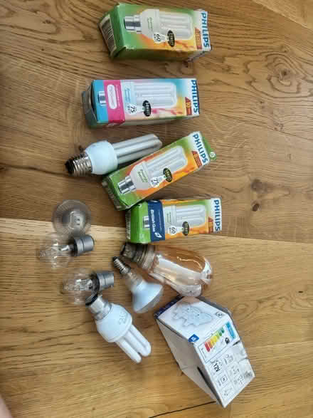 Photo of free Energy saving bulbs (KT9 Chessington) #1