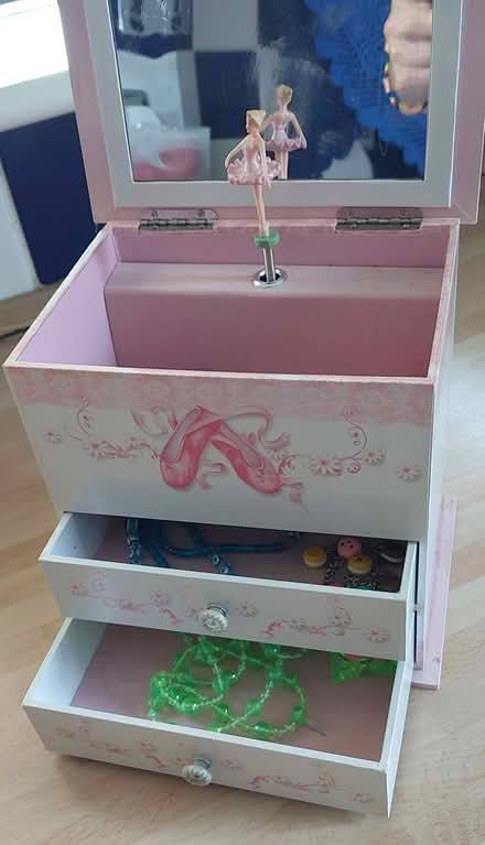 Photo of free Jewellery box (Tongham) #2