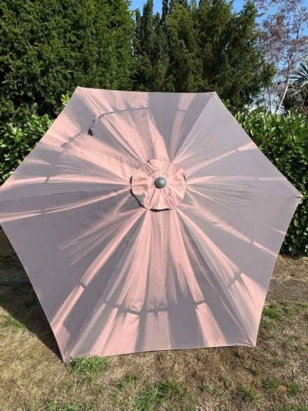 Photo of free Garden Parasol (DA5) #3