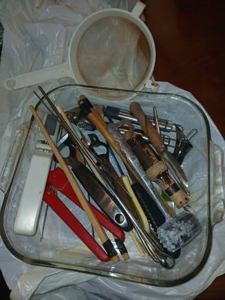 Photo of free Useful Kitchen items (Blakenall WS3) #1