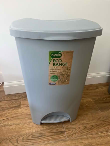 Photo of free Addis 40L pedal bin (SE26) #1