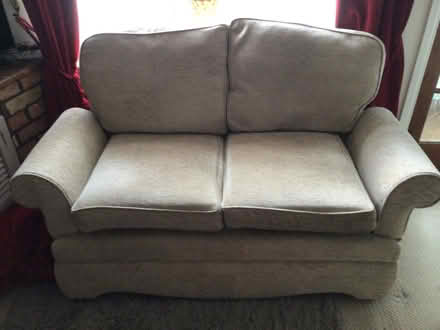 Photo of free HSL 2 seater Sofa/Chaise Longue (Goffs Oak EN7) #2