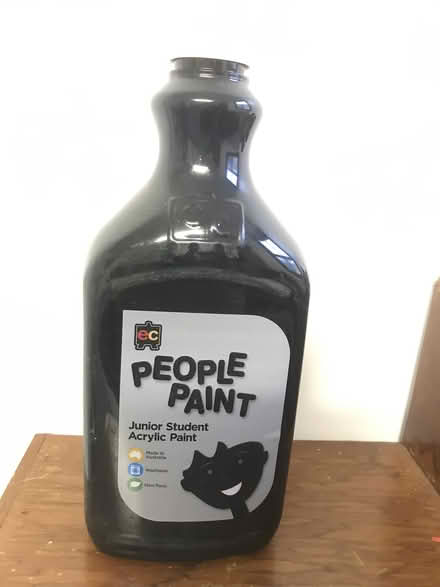 Photo of free People Paint (Bega) #1