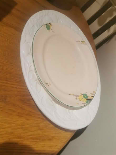 Photo of free Large plates (Idle BD10) #3
