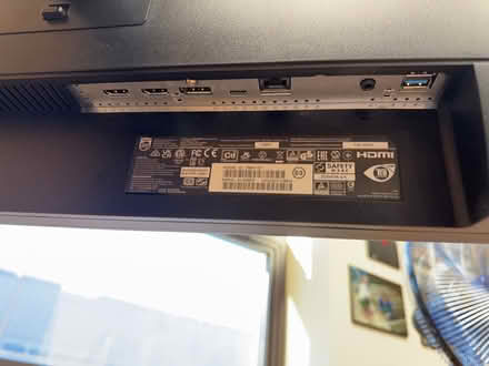 Photo of free 4k 27” monitor (Near Slack and Merivale) #3