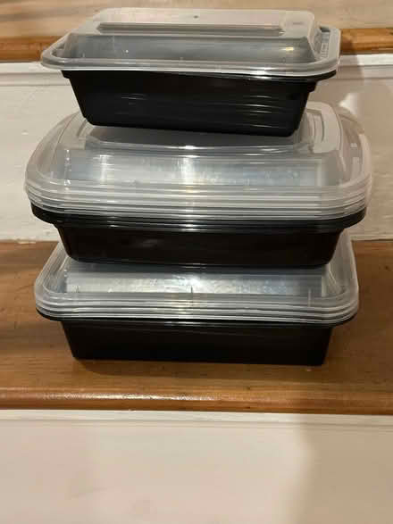 Photo of free plastic food containers (Arlington Center) #1