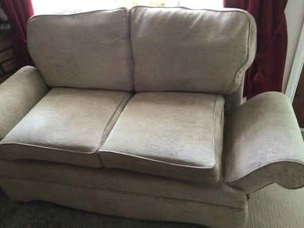 Photo of free HSL 2 seater Sofa/Chaise Longue (Goffs Oak EN7) #3