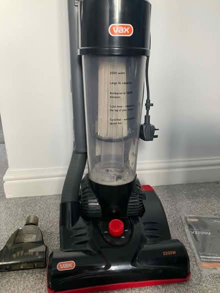 Photo of free Vax bagless vacuum cleaner (Bedminster BS3) #3