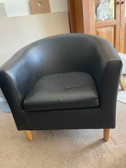 Photo of free Black tub chair (Solihull B92 7JB) #1