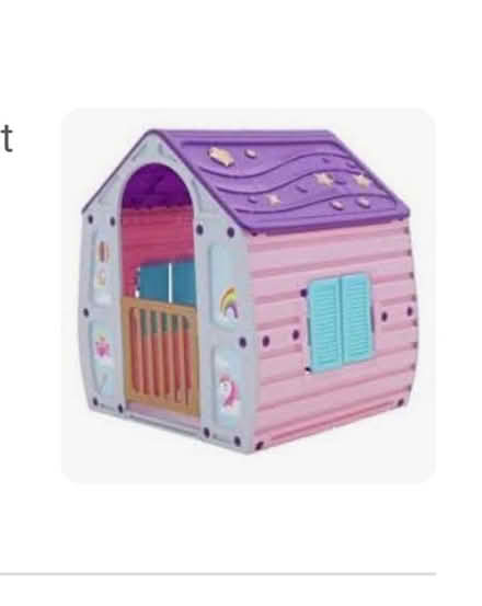 Photo of free Kids home (Horley RH6) #1