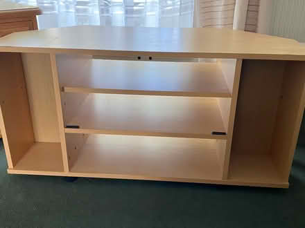 Photo of free TV cabinet (Hollybush Welwyn Garden City) #1