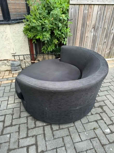 Photo of free Round chair (Batley) #2