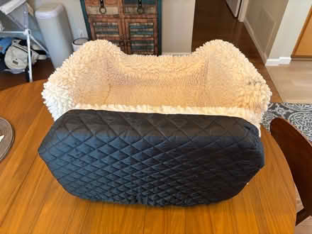 Photo of free Small to medium Dog car seat (Walnut Creek) #4