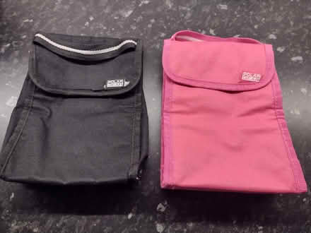 Photo of free 2 x packed lunch bags (Ashton-U-Lyne OL6) #1