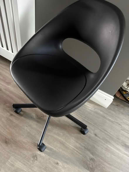 Photo of free Black office chair (Hanworth) #1
