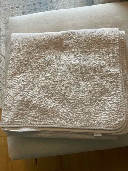 Photo of free Grey blanket (Bearwood) #1