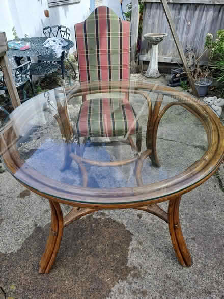 Photo of free Table and 4 chairs (Harlow carr HG3) #1
