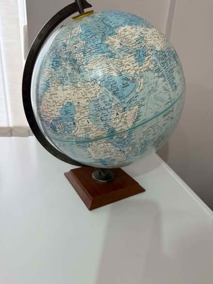 Photo of free Educational Globe - Large World Globe Swivel Rotating Map (Woodley RG5) #2