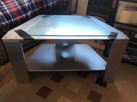 Photo of free TV table (Onslow Gardens) #3