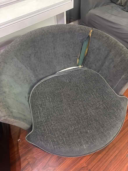 Photo of free 5 seater Sofa and chair (Ha35lt) #2