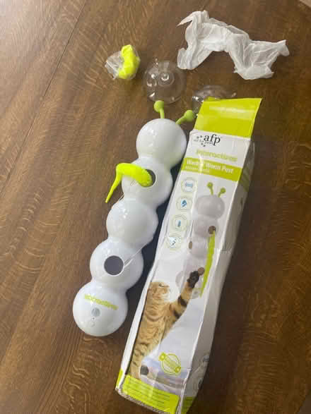 Photo of free Cat toy (Willesden Green NW2) #1