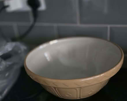 Photo of free Mixing bowl (Clive Vale TN35) #1