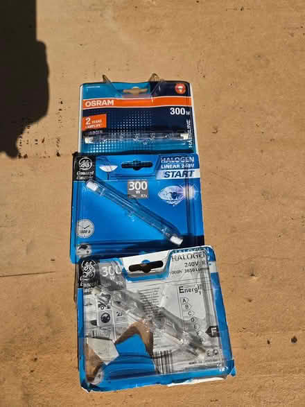 Photo of free Halogen Bulbs (Heatherside GU15) #1