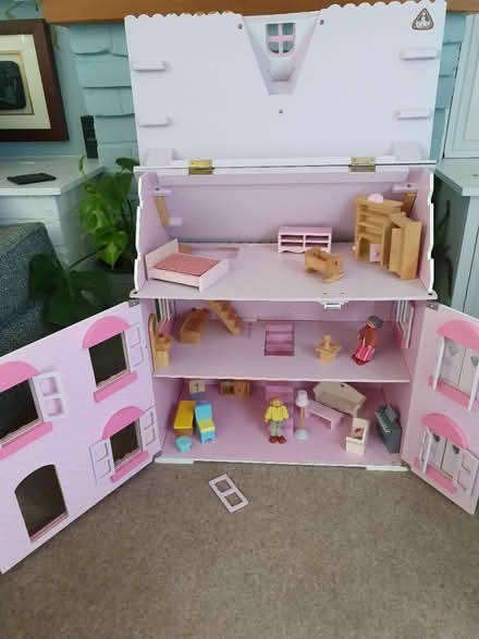 Photo of free Early learning Centre dolls house (South Chailey Lewes) #3