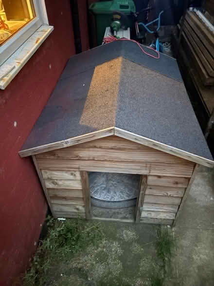 Photo of free Large dog house (Wythenshawe M23) #2