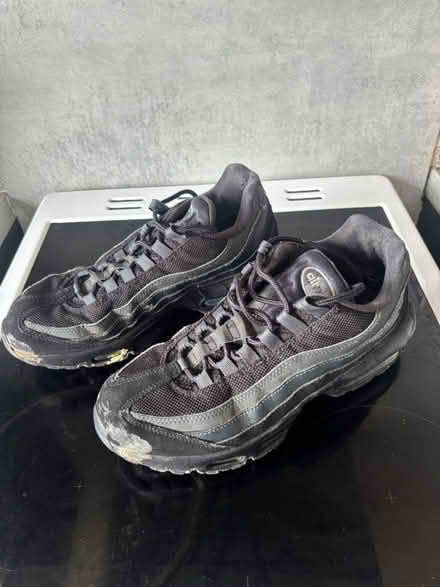Photo of free NIKE AIR MAX UK Size 8 Trainers (Kingswood) #3