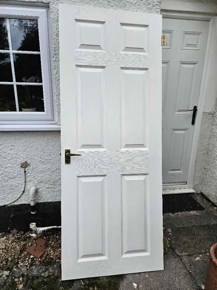 Photo of free Interior Door With Handle And Hinges (Alfington EX11) #2