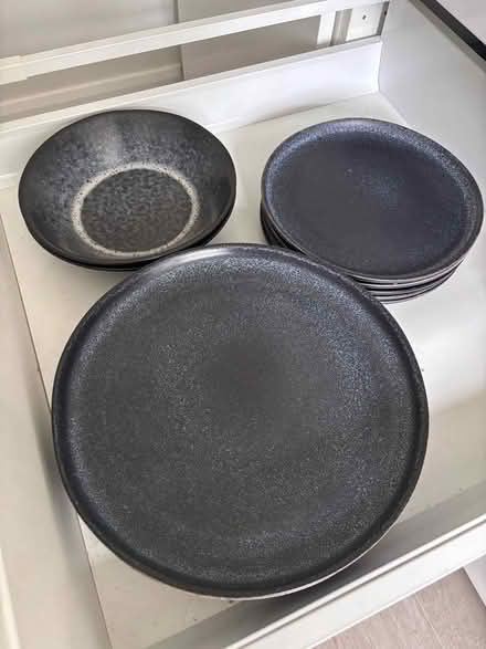 Photo of free Plates and bowls (Summertown OX2) #1