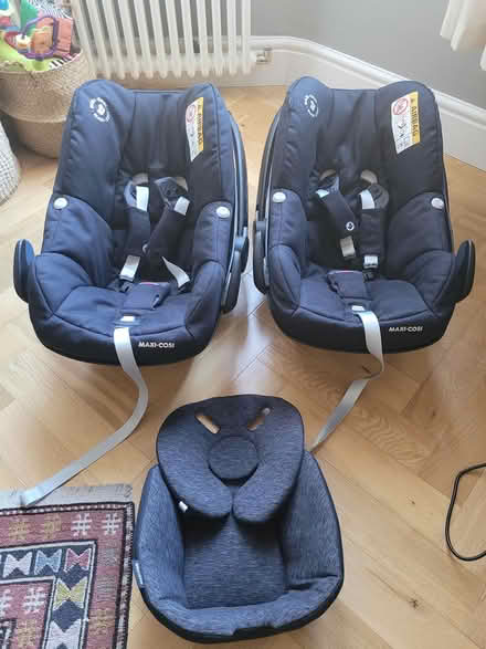 Photo of free 2x maxi-cosi pebble pro car seats (Tooting Broadway) #2