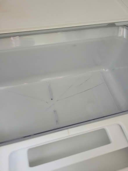 Photo of free Integrated fridge (PH2 Duncrievie) #3