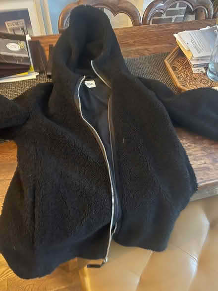 Photo of free Woman’s Teddy Coat M (gap) (Soho) #1