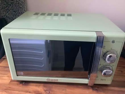 Photo of free Microwave oven (East Acton W12) #1