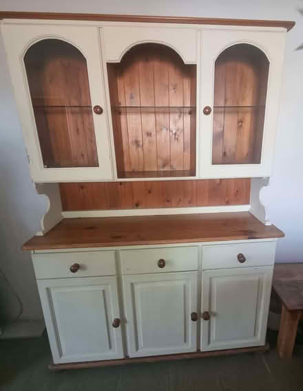 Photo of free wooden cabinet (Donnington Bridge OX1) #1