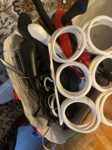 Photo of free Bag of hangers and drawer dividers (Finsbury park) #2