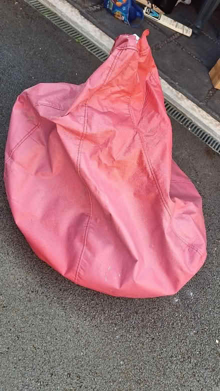 Photo of free Beanbag,exercise bike,big size carpet for living room (Solihull B90) #1