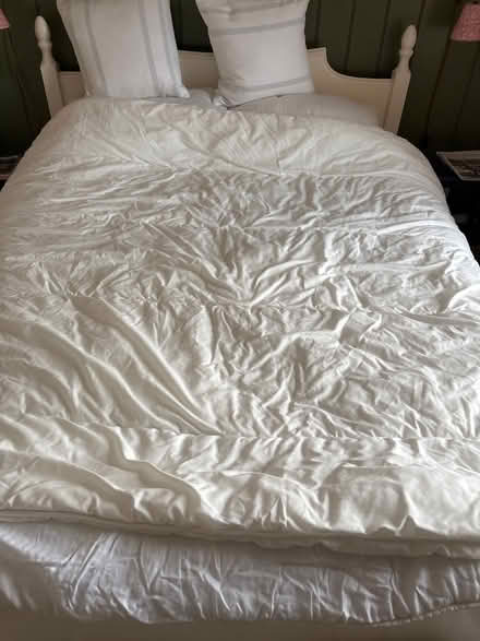 Photo of free Light weight duvets for double bed (Melling LA6) #1