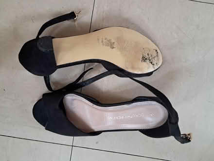 Photo of free Ladies sandals size 4 (Belper DE56) #1