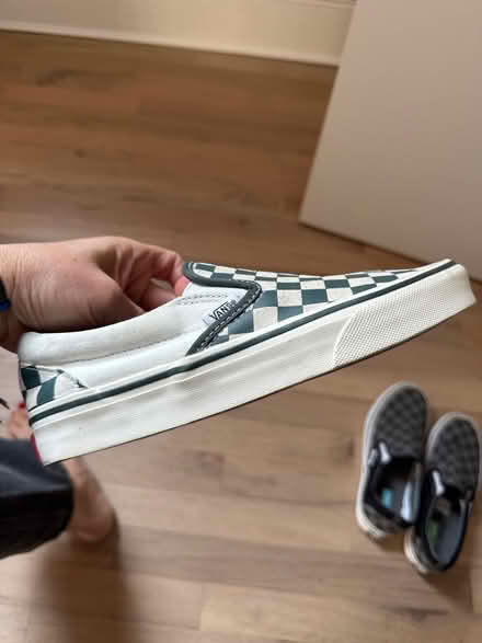 Photo of free Kids vans sneakers (Flatiron) #2